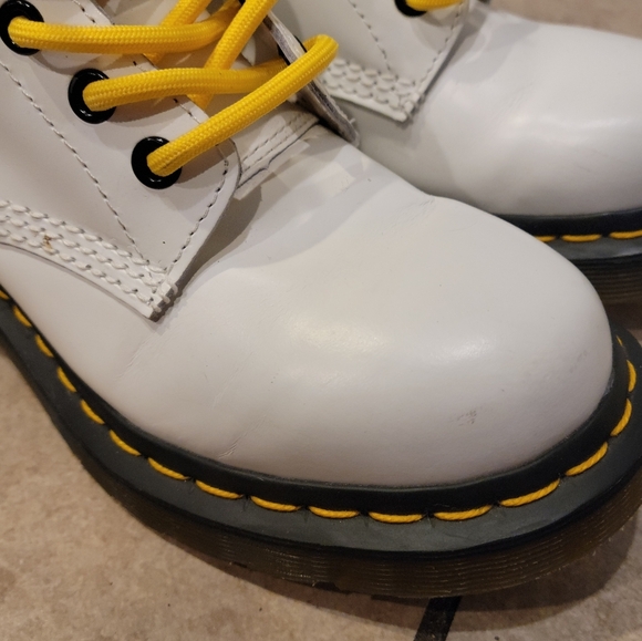 Dr. Martens AirWair Combat Boots - White with Yellow Laces - Size 5 - Picture 7 of 11